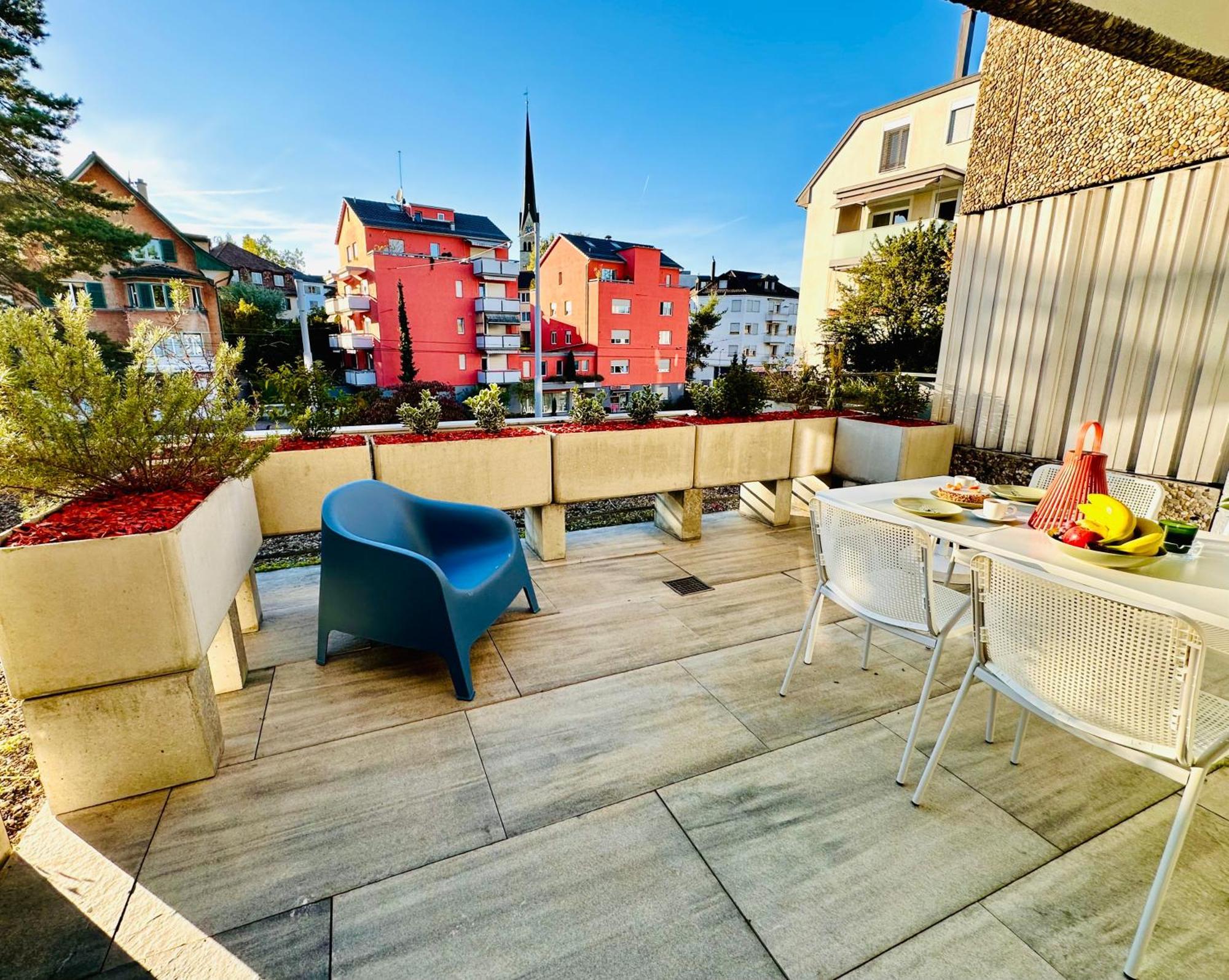 Appartamento New With Sunny Terrace & Air Condition Zurigo
